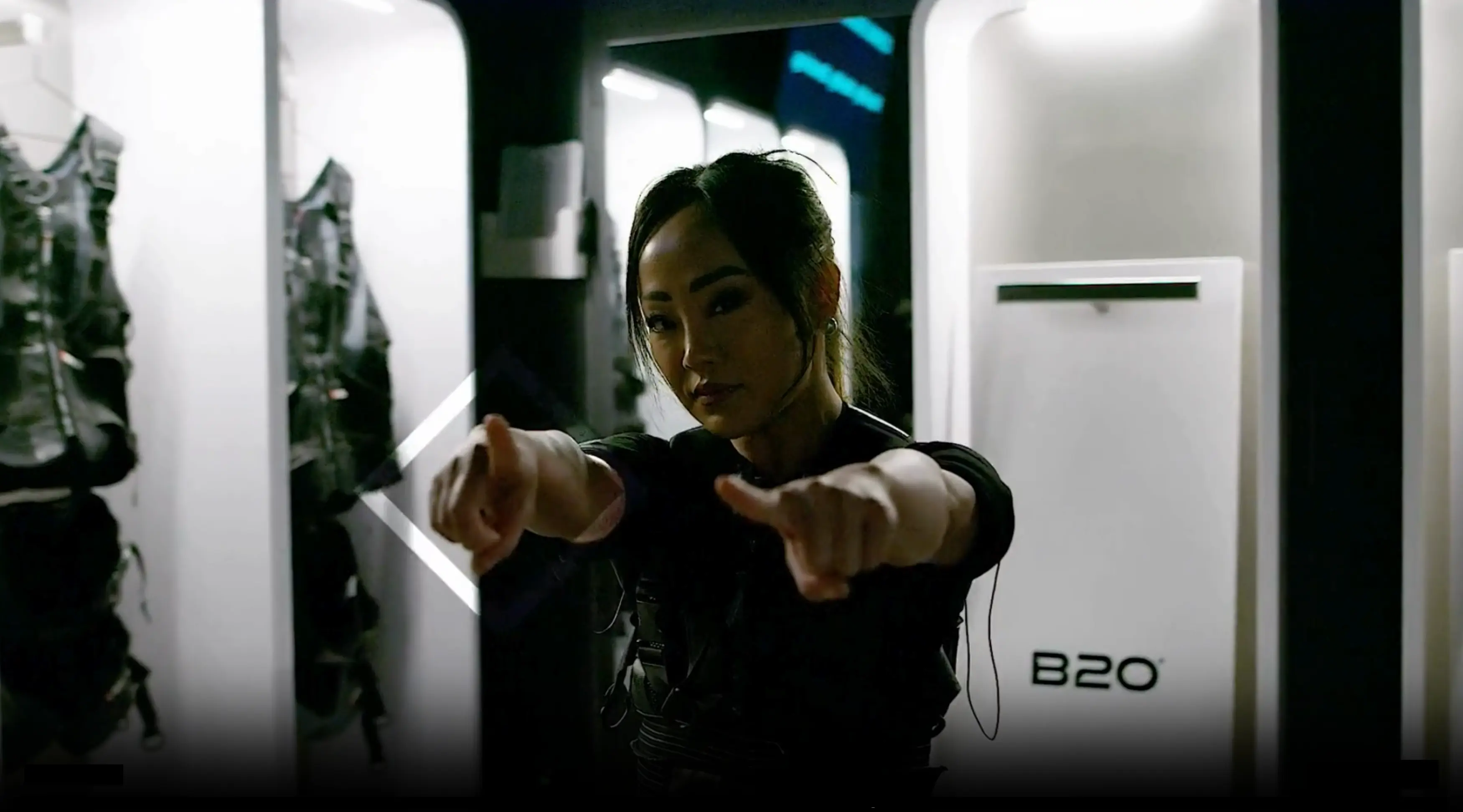 BODY20 : Blake, female VO